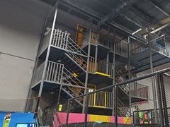 -超时空蹦床团建·VR潮玩运动娱乐·生日派对游乐园(金桥店)