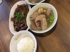 -松發肉骨茶(牛车水店)