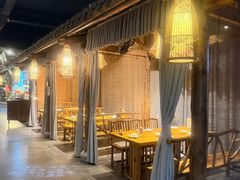 -花溪雨·森林餐厅(石基店)
