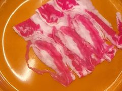 -牛YO寿喜烧·铁板烧和牛火锅自助(市府恒隆店)