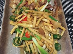-泉味道贵州厨房(三里河店)