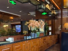 -八府香鸭·啫啫煲(华山路店)