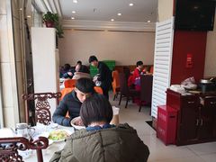 大堂-鑫巴蜀小镇 · 水煮鱼专研店(玉桥店)
