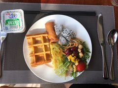 -东西风牛排馆周末烧烤自助(首都机场希尔顿店)