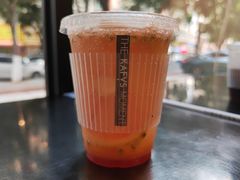 西柚百香果苏打-KAFVS咖啡思咖啡馆(香海路店)