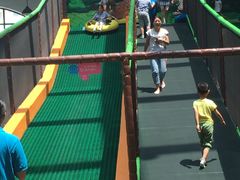 -蒙特利亲子乐园