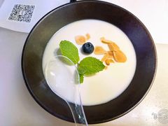 杏仁豆腐-假装苏杭·园林餐厅(陆家嘴中心店)