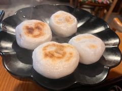 -果松木炭酸菜铜火锅·外婆参鸡汤