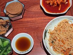 -裕兴记•蟹黄面馆(人民广场店)