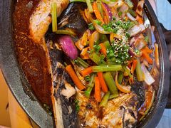 -鸣记脆皮烤鱼·海鲜烤鱼(三八广场店)