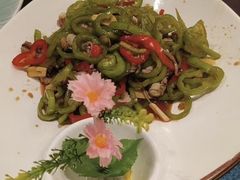 -德信恒隆国际酒店