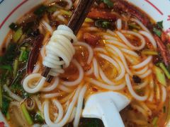 -小椒羊.羊肉粉 龙虾 羊肉串(新地旗舰店)