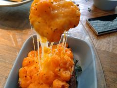 -蜜桃餐厅·伴山(湖滨商业街店)