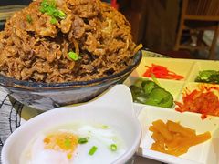 豪华五层牛肉饭-二丁目食堂(铁西星摩尔店)