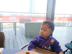 -东方明珠·可口可乐欢乐餐厅