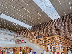 -朵云书院(滴水湖店)