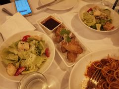 经典凯撒沙拉配香脆火腿-WOLFGANG PUCK KITCHEN & BAR(迪士尼小镇店)