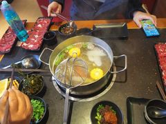 招牌牛腩清汤锅-宴全牛粤来越牛潮汕鲜牛肉火锅(海州万达广场店)