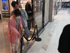 -BURBERRY(上海港汇恒隆广场店)