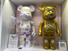 -泡泡玛特POPMART(蓝色港湾店)