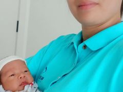 -鲸鱼妈妈月嫂/育婴师定制