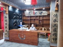 -凤凰县苗族银饰锻制技艺传习所