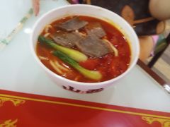 -杨记跷脚牛肉面(临汾鼓楼广场店)