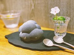 小鸡蹲蘑菇-茶是一枝花泡茶店