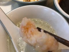 手打鲜虾滑-东椰·海南椰子鸡火锅(朝阳门店)