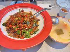 -有红鸡毛店·川菜(建设路店)