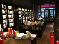 -阅西安新华书店(翠华南路店)