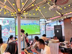 -何师烧烤Pro ·江湖川菜·小龙虾·精酿(太古里旗舰店)