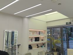 -PE SALON