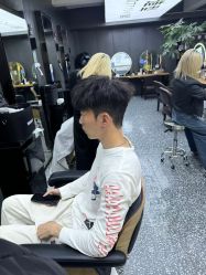 -藤野造型专业烫染接发