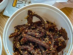 麻辣牛肉干-鑫记婆婆兔·兔头(春熙店)