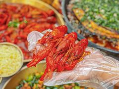 -何师烧烤Pro ·江湖川菜·小龙虾·精酿啤酒(太古里旗舰店)