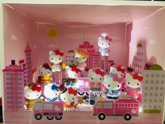 -泡泡玛特POPMART(侨福芳草地店)