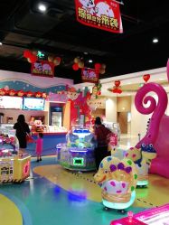 -探奇乐园蹦床公园(日月广场店)