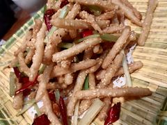 -黄泥岗·地道湖北菜(奥特莱斯店)