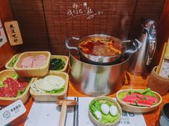 -独食火锅·半米屋台(直营总店)