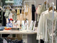 -王府井奥莱临潼小镇(临潼店)