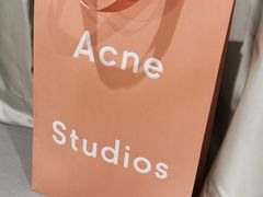 -Acne Studios(芮欧百货店)