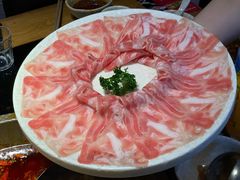 现切精品五花肉-潘小辣鲜肉老火锅