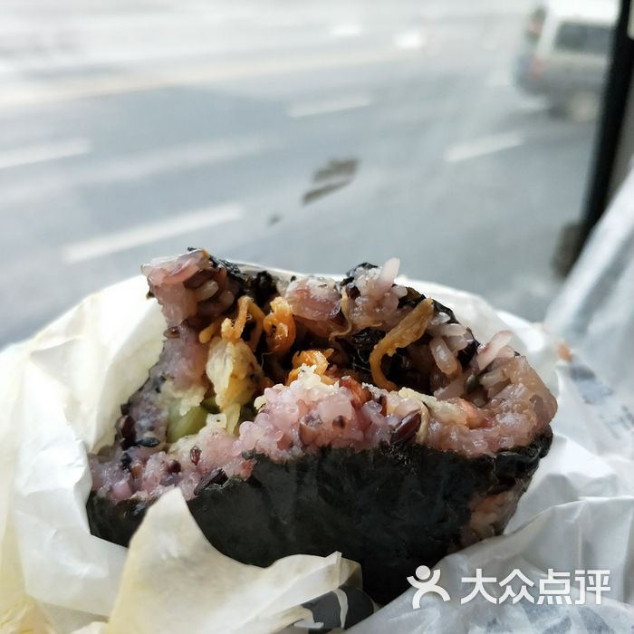 阿米山台湾手作大饭团