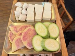 -阿昌白族石板烧·菌锅(大理古城店)