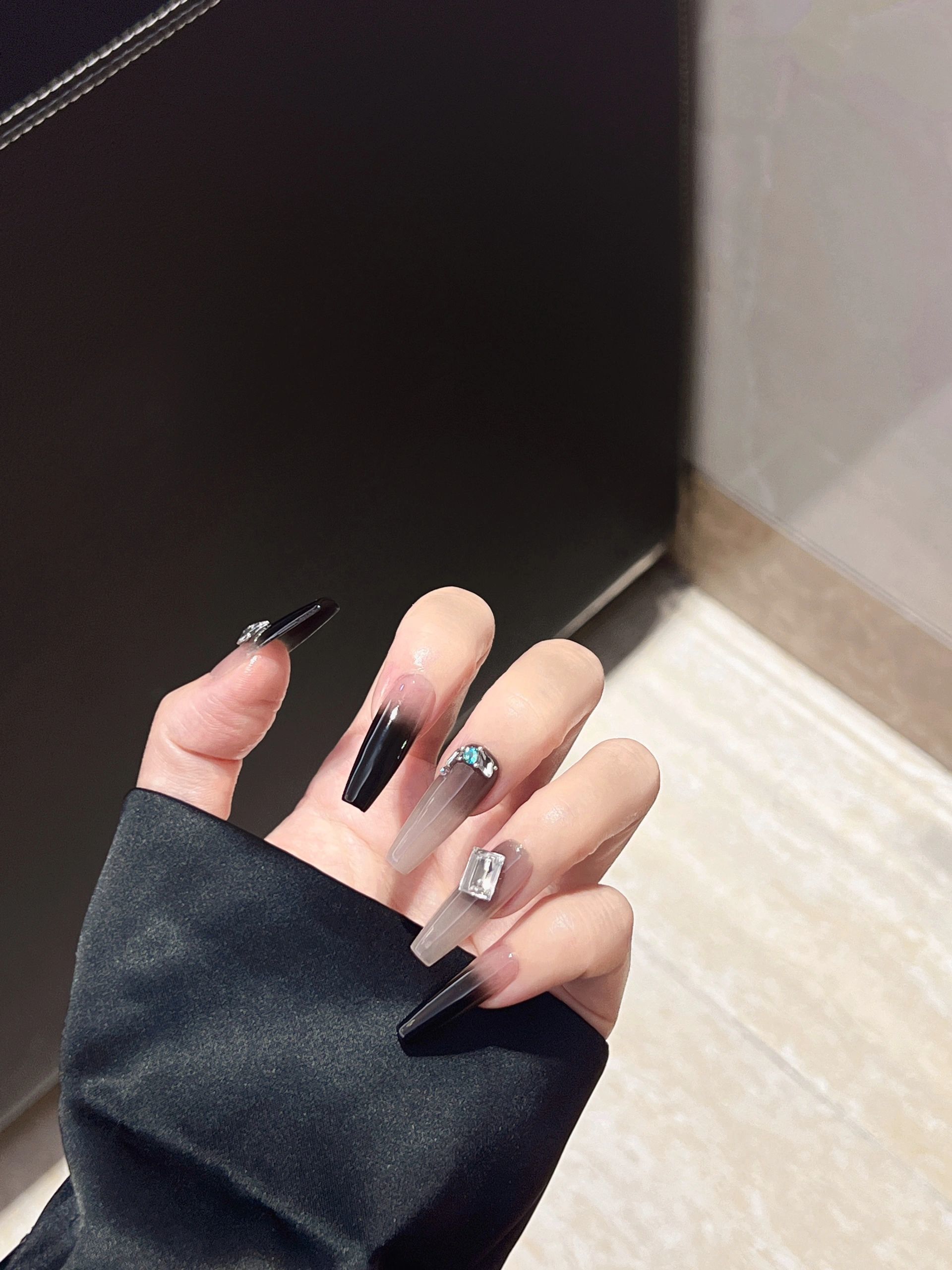 黑色美甲.永远经典.欲欲