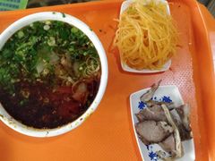 -吾穆勒蓬灰牛肉面·清真(北滨河中路店)