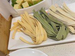-浪里寻·臻牛养生牛肉火锅(方圆荟店)