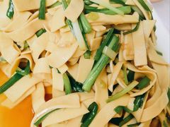 -宾朋海鲜饭庄(兴海路店)