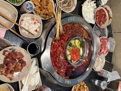 -洞亭火锅(防空洞总店)